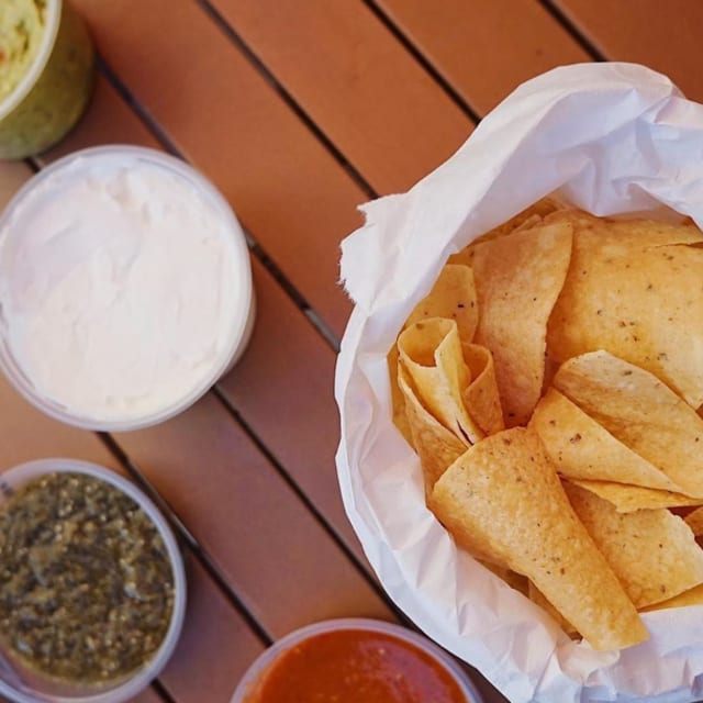 Chips & Salsa.